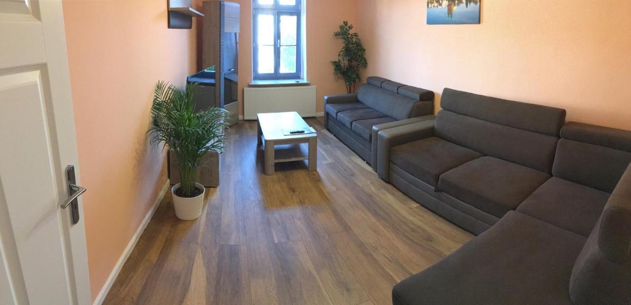 Apartament Kleopatra Gniezno Exterior photo